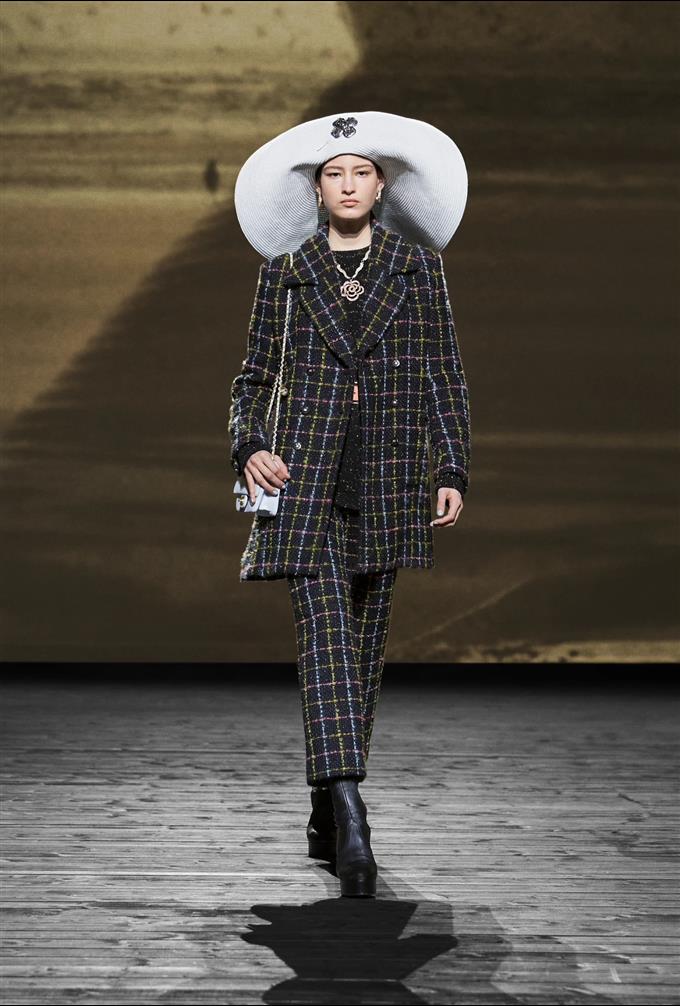 202681810251964 